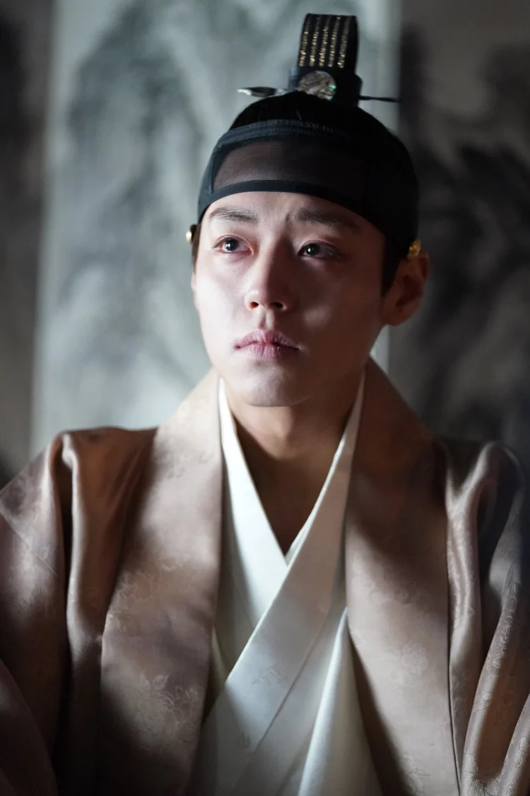 与王生活的男人 (2026) 中文字幕 1080P/4K