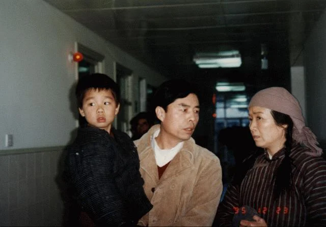 孤儿泪 剧照